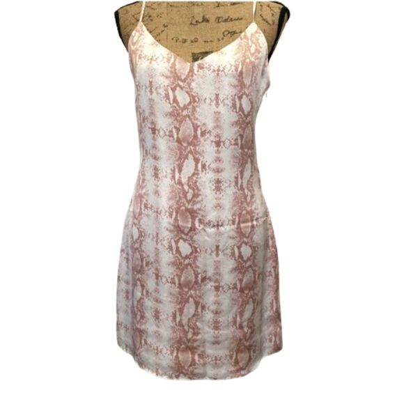 NWT Fox &‎ Gray Boutique Mini Slip Dress Pink Snakeskin Print Size Medium - Picture 1 of 6